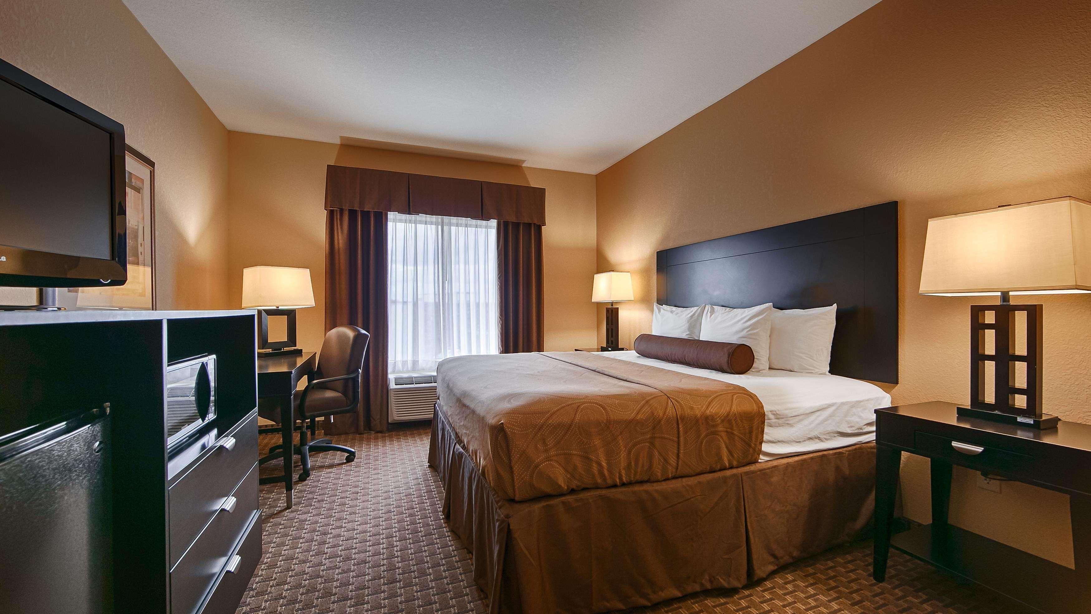 Best Western Bastrop Pines Inn Екстериор снимка