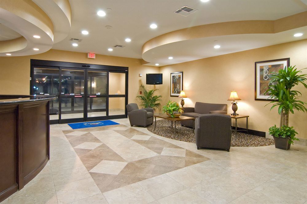 Best Western Bastrop Pines Inn Екстериор снимка