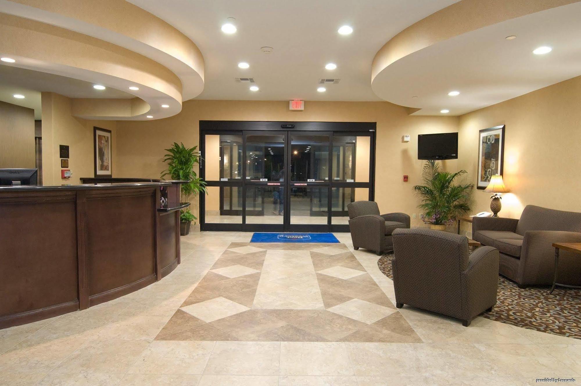 Best Western Bastrop Pines Inn Екстериор снимка